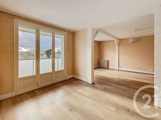 Appartement F4 à vendre - 4 pièces - 75,30 m2 - St Jean De La Ruelle - 45 - CENTRE