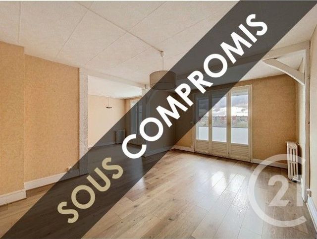 Prix immobilier ST JEAN DE LA RUELLE - Photo d’un appartement vendu