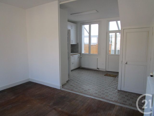 Maison à louer - 4 pièces - 95 m2 - Fay Aux Loges - 45 - CENTRE