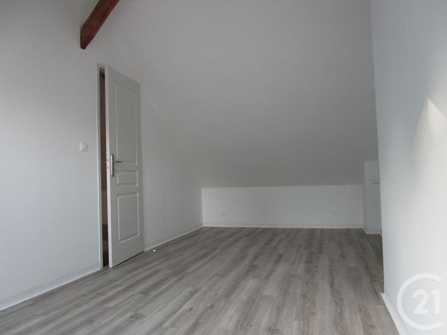 Maison à louer - 4 pièces - 95 m2 - Fay Aux Loges - 45 - CENTRE