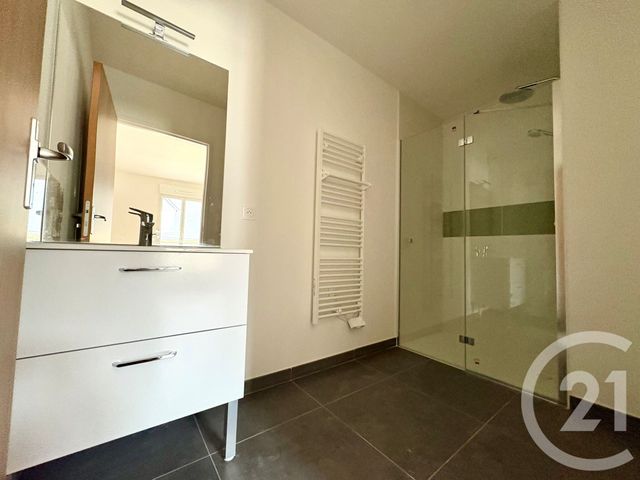 Appartement F2 à louer - 2 pièces - 49,20 m2 - Orleans - 45 - CENTRE