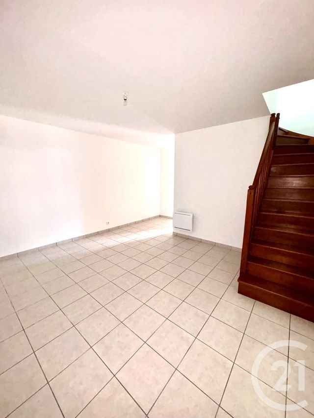 Maison &agrave; louer - 2 pi&egrave;ces - 60 m2 - 45 - CENTRE