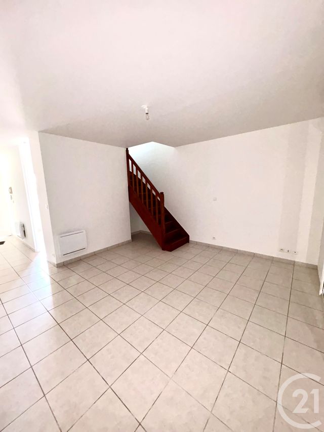 Maison &agrave; louer - 2 pi&egrave;ces - 60 m2 - 45 - CENTRE