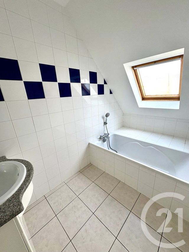 Maison &agrave; louer - 2 pi&egrave;ces - 60 m2 - 45 - CENTRE