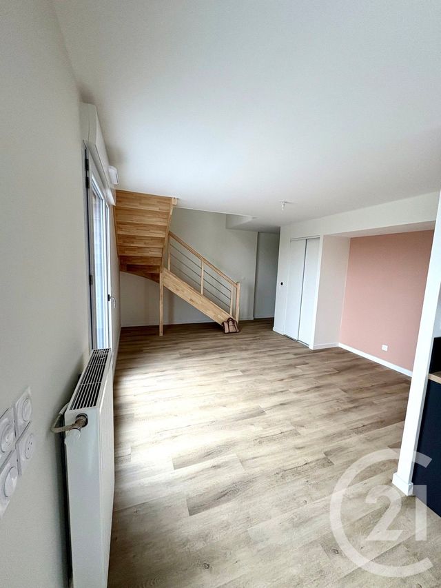 Appartement F3 à louer - 3 pièces - 74,50 m2 - Saran - 45 - CENTRE