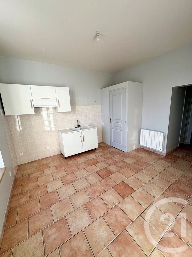 Appartement F2 &agrave; louer - 2 pi&egrave;ces - 31 m2 - Chateauneuf Sur Loire - 45 - CENTRE