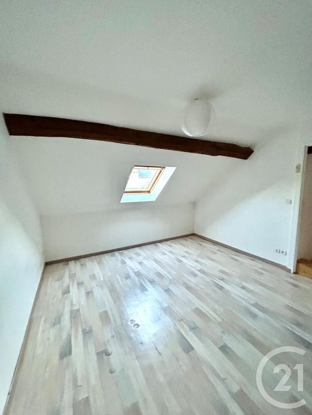 Maison &agrave; louer - 3 pi&egrave;ces - 70,63 m2 - Chateauneuf Sur Loire - 45 - CENTRE