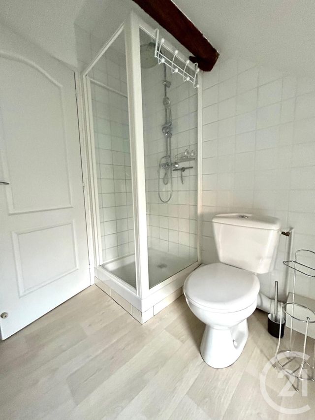 Maison &agrave; louer - 3 pi&egrave;ces - 70,63 m2 - Chateauneuf Sur Loire - 45 - CENTRE