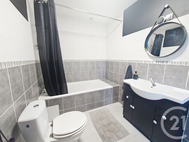 Maison &agrave; vendre - 9 pi&egrave;ces - 137 m2 - Lorcy - 45 - CENTRE