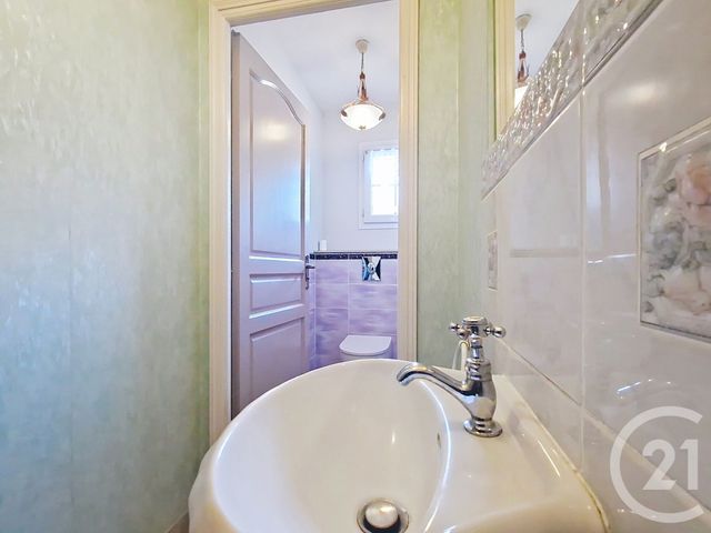 Maison &agrave; vendre - 9 pi&egrave;ces - 155 m2 - Les Bordes - 45 - CENTRE