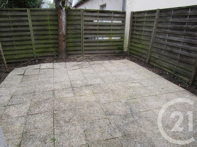 Maison &agrave; louer - 3 pi&egrave;ces - 66,51 m2 - Chateauneuf Sur Loire - 45 - CENTRE