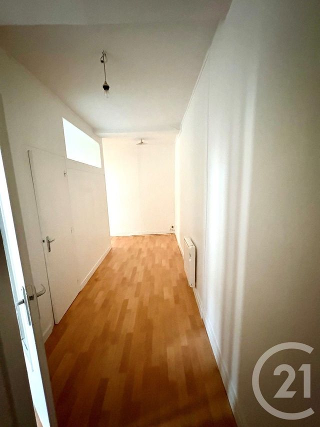 Appartement F2 &agrave; louer - 2 pi&egrave;ces - 66 m2 - Chateauneuf Sur Loire - 45 - CENTRE