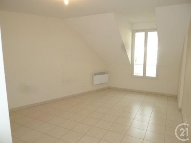 Appartement Studio &agrave; louer - 1 pi&egrave;ce - 23 m2 - Chateauneuf Sur Loire - 45 - CENTRE