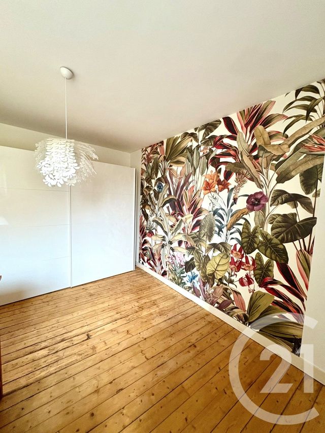 Maison &agrave; louer - 3 pi&egrave;ces - 62 m2 - Chateauneuf Sur Loire - 45 - CENTRE