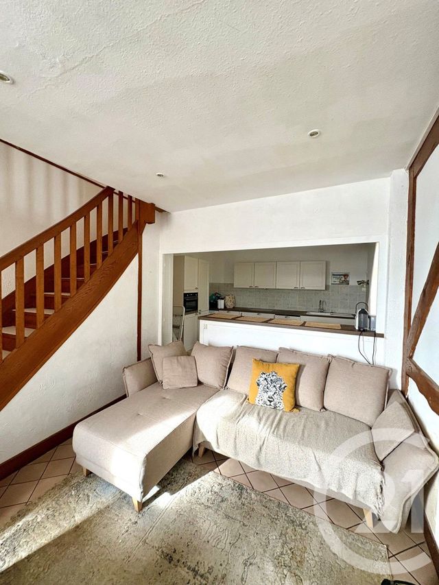 Maison &agrave; louer - 3 pi&egrave;ces - 62 m2 - Chateauneuf Sur Loire - 45 - CENTRE