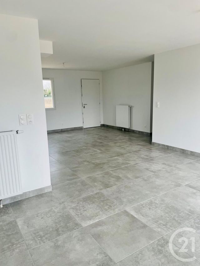 Maison &agrave; louer - 4 pi&egrave;ces - 83,47 m2 - St Martin D Abbat - 45 - CENTRE