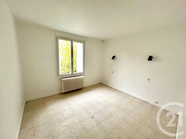 Maison &agrave; louer - 3 pi&egrave;ces - 80,10 m2 - Chateauneuf Sur Loire - 45 - CENTRE