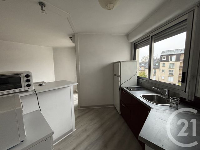 Appartement F1 &agrave; louer - 1 pi&egrave;ce - 27,40 m2 - Orleans - 45 - CENTRE