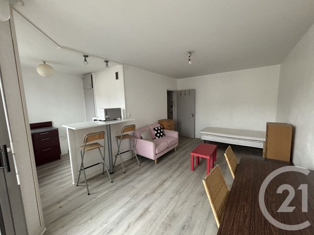 Appartement F1 &agrave; louer - 1 pi&egrave;ce - 27,40 m2 - Orleans - 45 - CENTRE