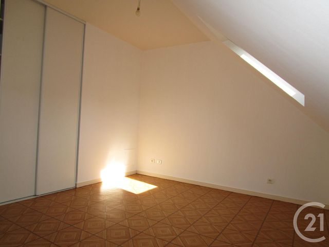 Maison &agrave; louer - 3 pi&egrave;ces - 63 m2 - Chateauneuf Sur Loire - 45 - CENTRE