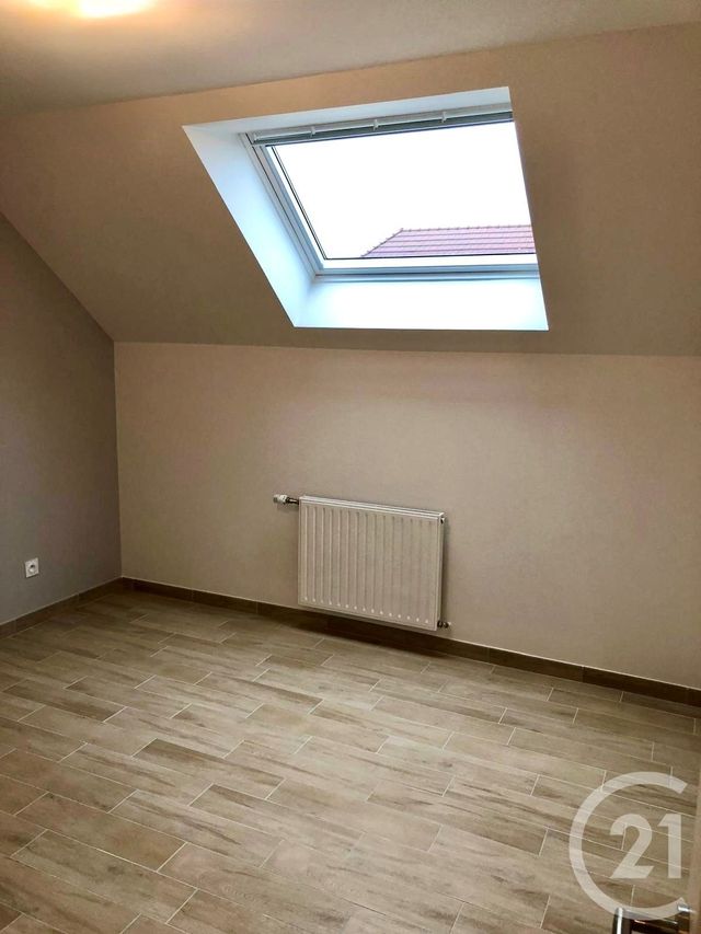 Maison &agrave; louer - 3 pi&egrave;ces - 71,13 m2 - Ingre - 45 - CENTRE