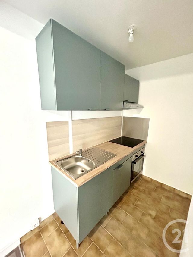 Appartement F2 &agrave; louer - 2 pi&egrave;ces - 26 m2 - Chateauneuf Sur Loire - 45 - CENTRE