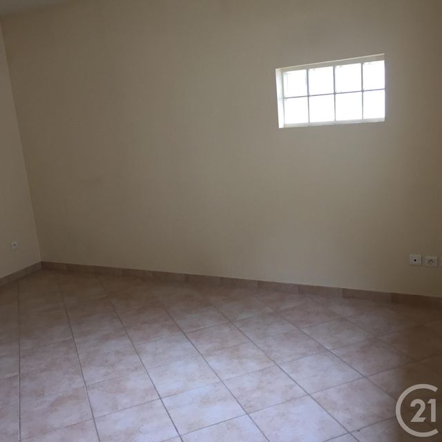 Appartement F1 &agrave; louer - 1 pi&egrave;ce - 23 m2 - Chateauneuf Sur Loire - 45 - CENTRE