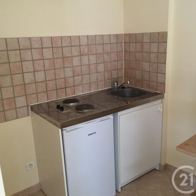 Appartement F1 &agrave; louer - 1 pi&egrave;ce - 23 m2 - Chateauneuf Sur Loire - 45 - CENTRE