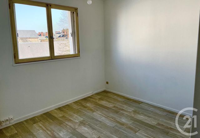 Appartement F3 &agrave; louer - 3 pi&egrave;ces - 66,24 m2 - Chateauneuf Sur Loire - 45 - CENTRE