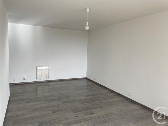 Appartement F3 &agrave; louer - 3 pi&egrave;ces - 66,24 m2 - Chateauneuf Sur Loire - 45 - CENTRE