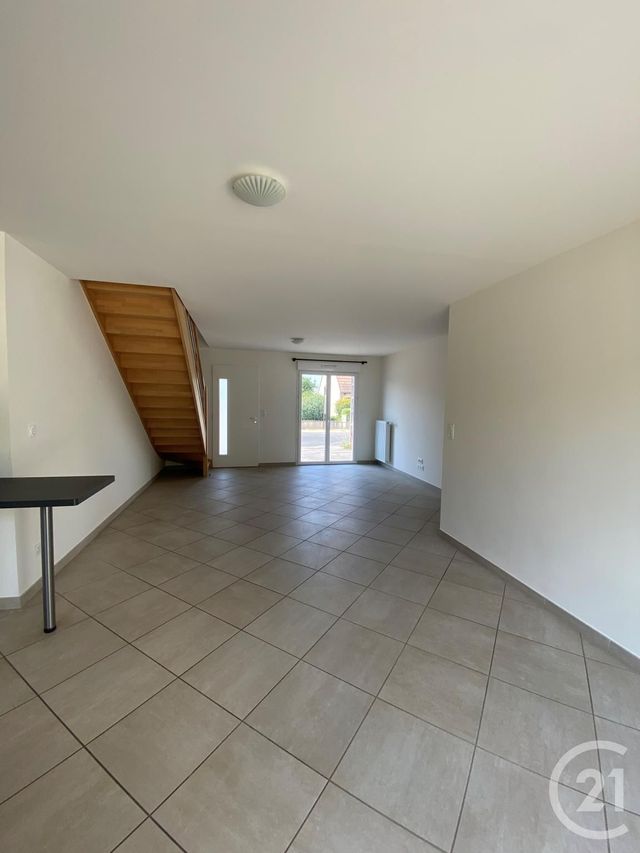 Maison &agrave; louer - 4 pi&egrave;ces - 94,18 m2 - Chateauneuf Sur Loire - 45 - CENTRE