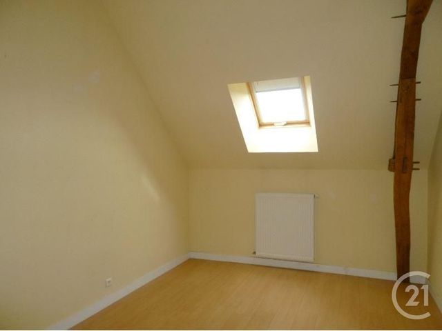 Maison &agrave; louer - 4 pi&egrave;ces - 120 m2 - St Benoit Sur Loire - 45 - CENTRE