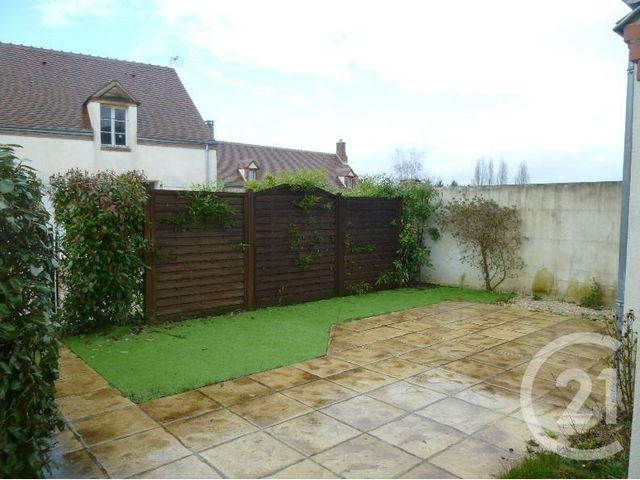 Maison &agrave; louer - 4 pi&egrave;ces - 120 m2 - St Benoit Sur Loire - 45 - CENTRE