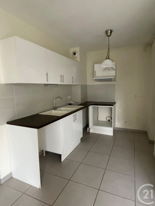 Appartement F2 &agrave; louer - 2 pi&egrave;ces - 43 m2 - Orleans - 45 - CENTRE