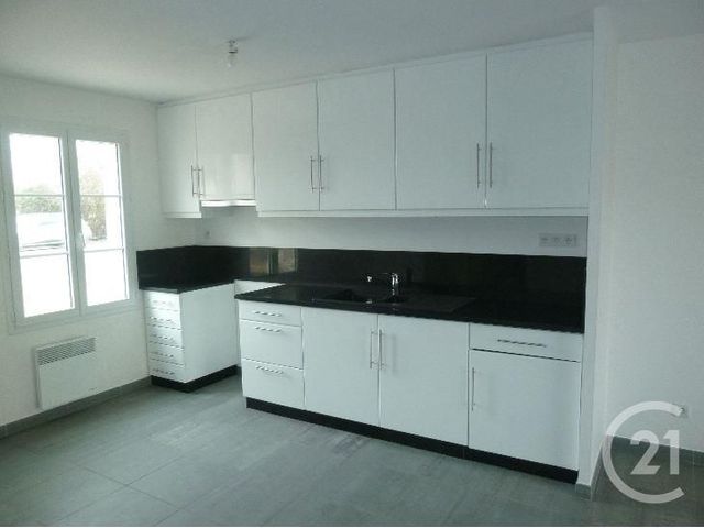 Maison &agrave; louer - 4 pi&egrave;ces - 84 m2 - Chateauneuf Sur Loire - 45 - CENTRE