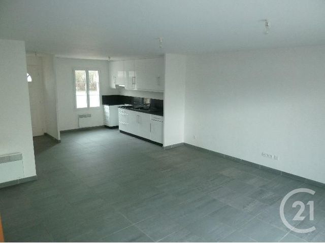 Maison &agrave; louer - 4 pi&egrave;ces - 84 m2 - Chateauneuf Sur Loire - 45 - CENTRE