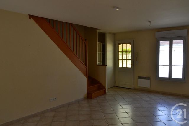 Maison &agrave; louer - 4 pi&egrave;ces - 97,79 m2 - Chateauneuf Sur Loire - 45 - CENTRE