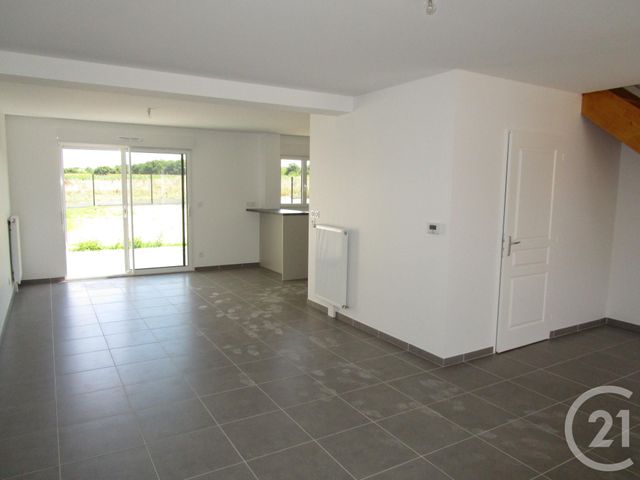 Maison &agrave; louer - 4 pi&egrave;ces - 105 m2 - Mardie - 45 - CENTRE