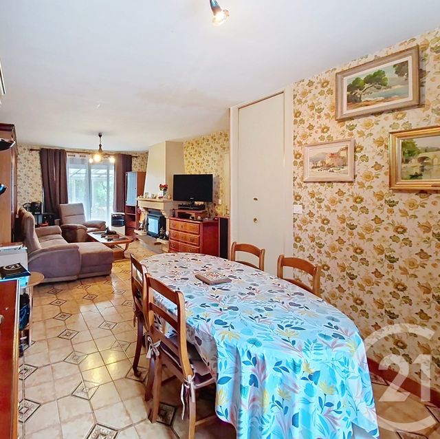 Maison &agrave; vendre - 4 pi&egrave;ces - 84,42 m2 - St Florent - 45 - CENTRE