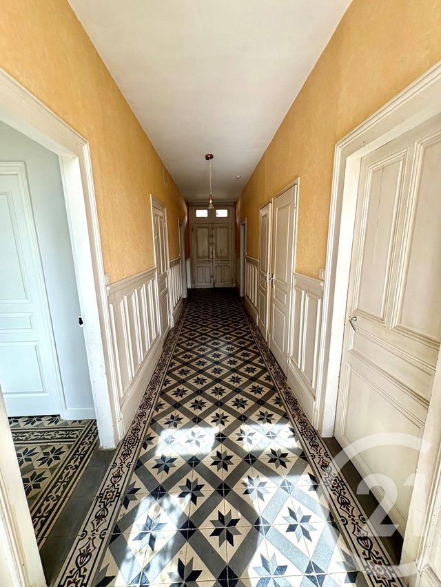 Appartement F3 &agrave; louer - 3 pi&egrave;ces - 83 m2 - St Benoit Sur Loire - 45 - CENTRE