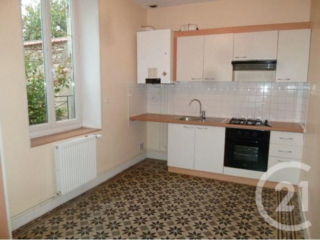 Appartement F3 &agrave; louer - 3 pi&egrave;ces - 83 m2 - St Benoit Sur Loire - 45 - CENTRE