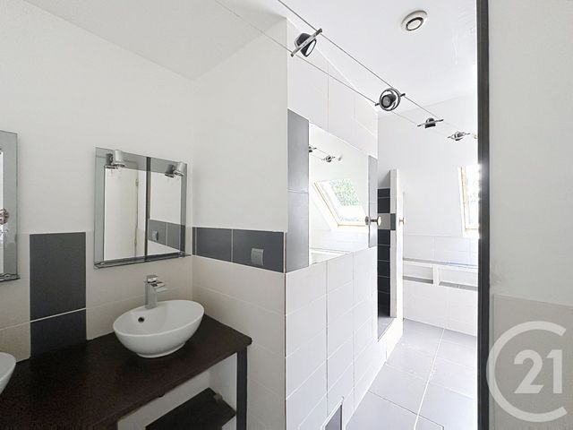 Maison &agrave; vendre - 4 pi&egrave;ces - 101 m2 - St Pere Sur Loire - 45 - CENTRE