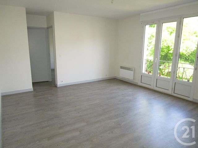 Appartement F2 &agrave; louer - 2 pi&egrave;ces - 45 m2 - Chateauneuf Sur Loire - 45 - CENTRE