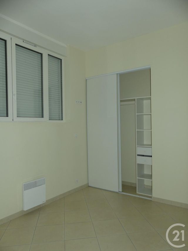 Appartement F3 &agrave; louer - 3 pi&egrave;ces - 72 m2 - Chateauneuf Sur Loire - 45 - CENTRE