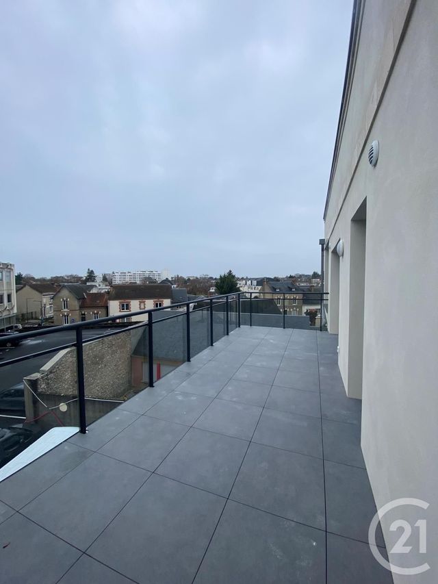 Appartement F3 &agrave; louer - 3 pi&egrave;ces - 60,76 m2 - Orleans - 45 - CENTRE