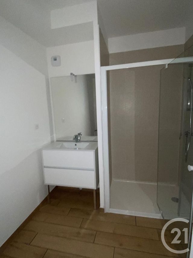 Appartement F3 &agrave; louer - 3 pi&egrave;ces - 60,76 m2 - Orleans - 45 - CENTRE
