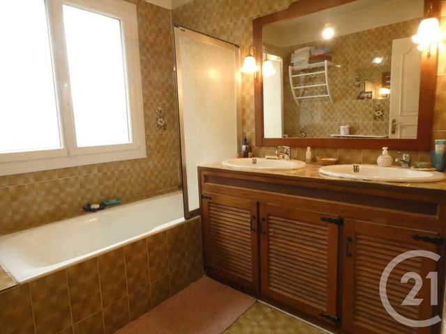 Maison &agrave; vendre - 6 pi&egrave;ces - 138 m2 - Vienne En Val - 45 - CENTRE