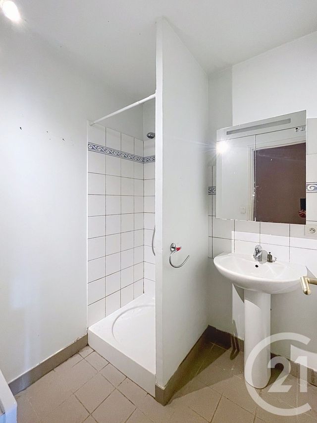 Maison &agrave; vendre - 7 pi&egrave;ces - 189,12 m2 - St Denis De L Hotel - 45 - CENTRE