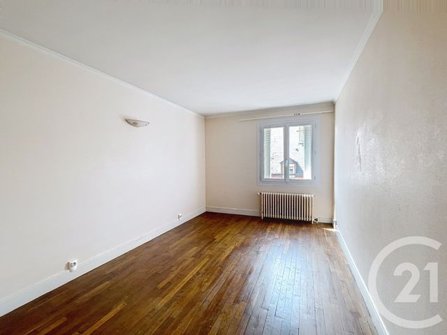 Maison &agrave; vendre - 7 pi&egrave;ces - 189,12 m2 - St Denis De L Hotel - 45 - CENTRE
