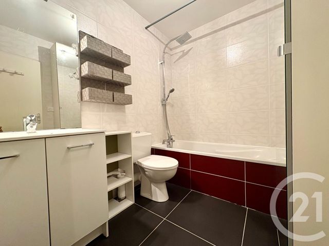 Maison &agrave; louer - 4 pi&egrave;ces - 86 m2 - Chateauneuf Sur Loire - 45 - CENTRE